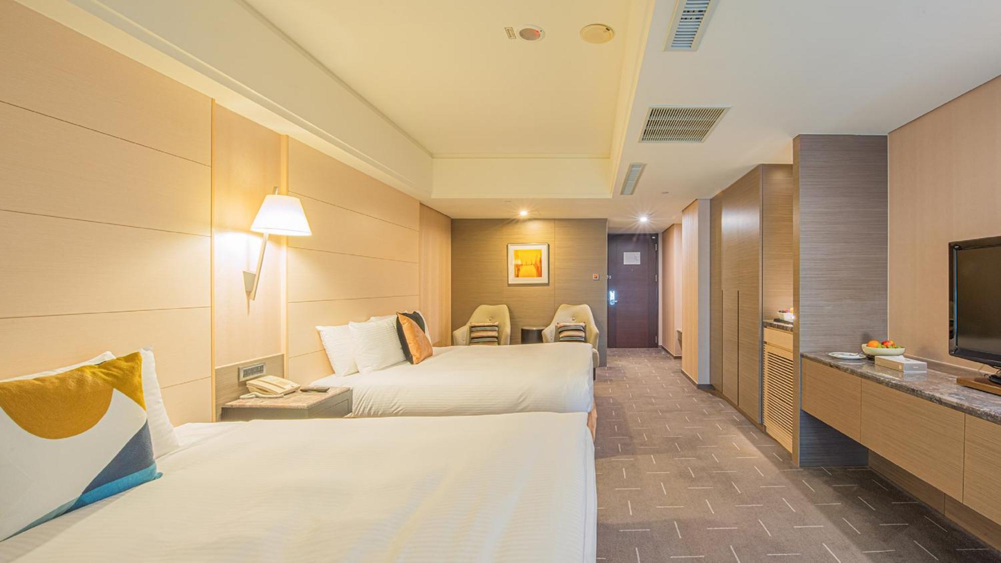 Check Inn Select Taichung Dadun Exterior photo