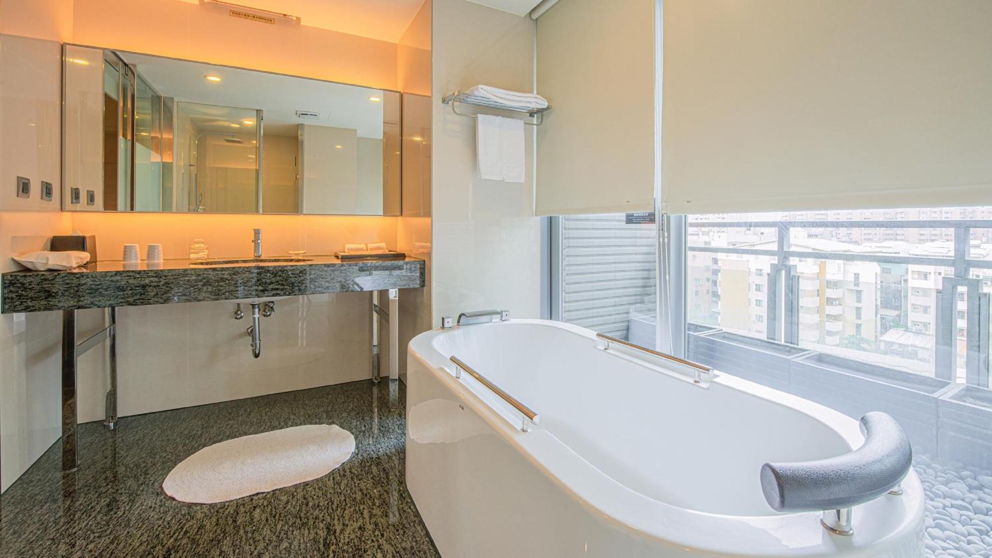 Check Inn Select Taichung Dadun Exterior photo