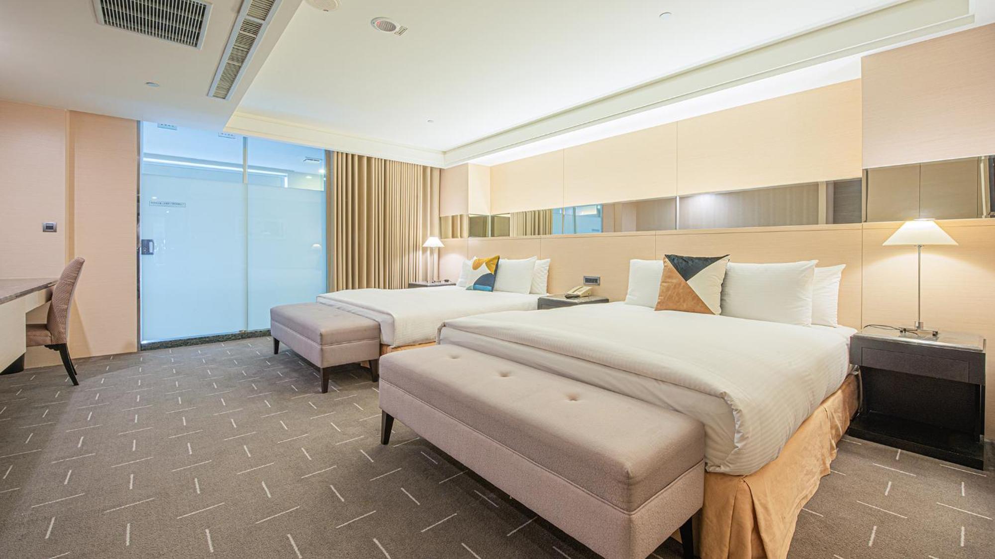 Check Inn Select Taichung Dadun Exterior photo